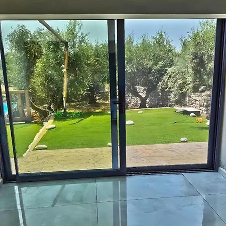 Elements Of Diros - Luxury בית הארחה